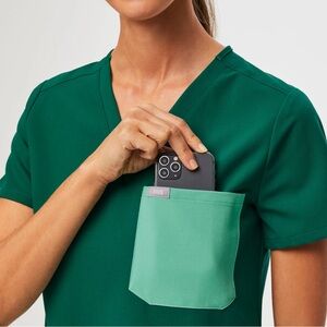 Figs Scrub Set Caterina M Top Zamora L petite Joggers pants Hunter Green